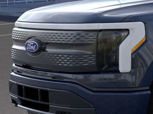 New 2025 Ford F150 Lightning XLT image 17