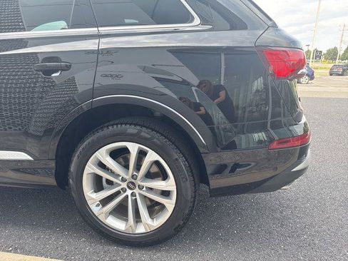 Used 2025 Audi Q7 3.0T Premium Plus AWD/4WD image 28