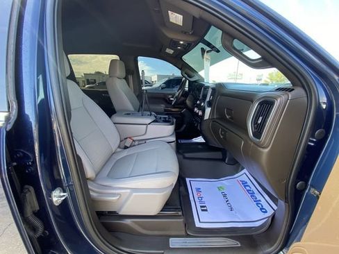 Used 2022 GMC Sierra 3500 SLE w/ SLE Value Package AWD/4WD image 24