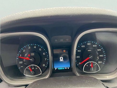 Used 2016 Chevrolet Malibu LT w/ Power Convenience Package FWD image 5