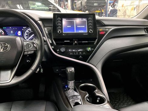 Certified 2024 Toyota Camry SE w/ Cold Weather Package image 7