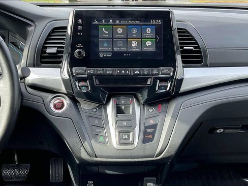 Used 2024 Honda Odyssey EX-L image 11