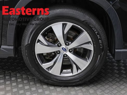 Used 2023 Subaru Ascent Premium w/ Convenience Package AWD/4WD image 30