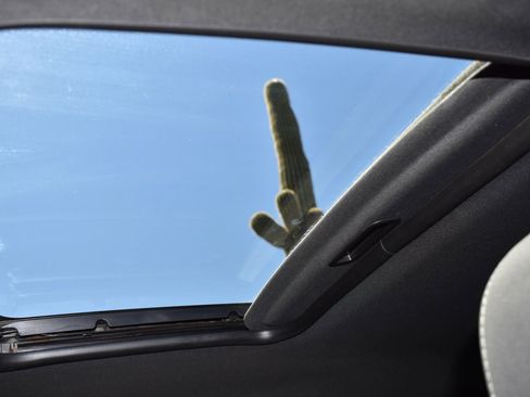 Used 2018 Chevrolet Camaro SS image 12