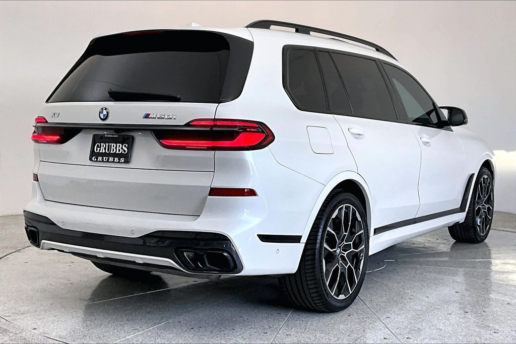 Used 2024 BMW X7 M60i AWD/4WD image 14