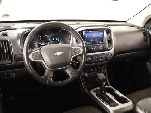 Used 2022 Chevrolet Colorado LT w/ Fleet Safety Package image 2