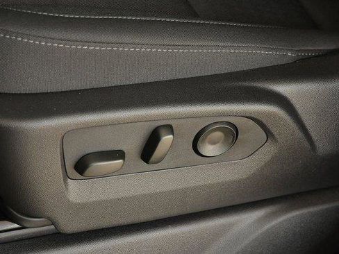 New 2025 GMC Sierra 1500 SLE w/ Preferred Package image 19