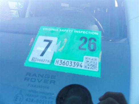 Used 2016 Land Rover Range Rover HSE image 30