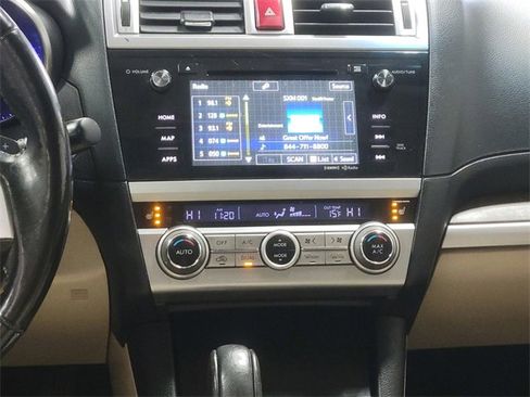 Used 2016 Subaru Outback 2.5i Limited image 19