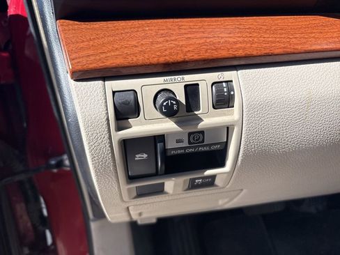 Used 2013 Subaru Outback 2.5i Limited AWD/4WD image 14