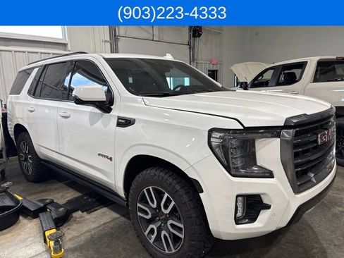 Used 2024 GMC Yukon AT4 w/ Technology Package AWD/4WD image 9