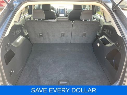 Used 2024 Ford Edge SE w/ Black Appearance Package AWD/4WD image 7