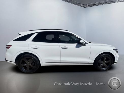 Used 2023 Genesis GV70 2.5T w/ Sport Prestige Package AWD/4WD image 3