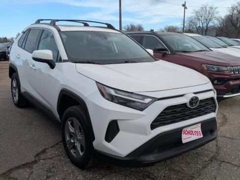 Used 2023 Toyota RAV4 XLE w/ Convenience Package image 2
