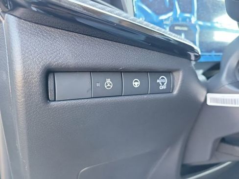 New 2026 Nissan Kicks SR w/ SR Premium Package FWD image 30