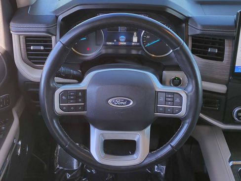 Used 2023 Ford Expedition Max Limited image 14