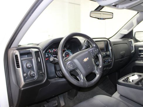 Used 2016 Chevrolet Silverado 1500 LT AWD/4WD image 32