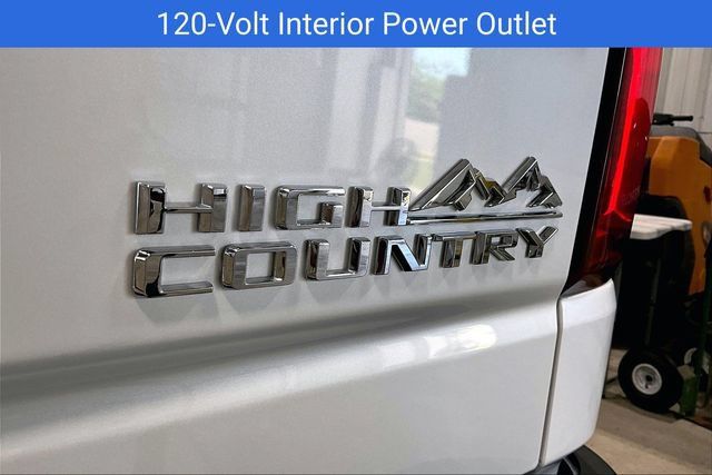 Certified 2024 Chevrolet Silverado 1500 High Country w/ Z71 Off-Road Package AWD/4WD image 24