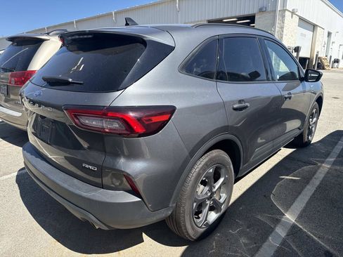 Used 2025 Ford Escape ST-Line AWD/4WD image 4