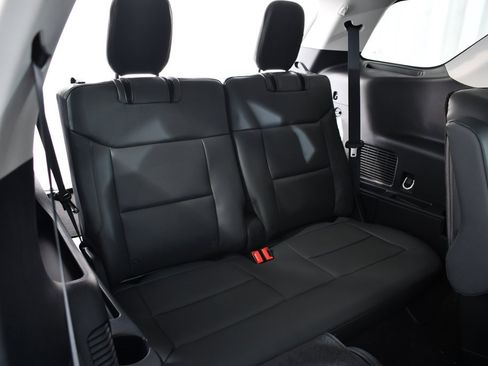 New 2025 Ford Explorer Active w/ Active Comfort Package image 20