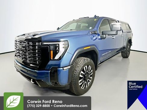 Used 2025 GMC Sierra 3500 Denali Ultimate image 4