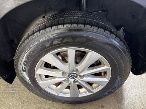 Used 2016 MAZDA CX-5 Touring w/ Bose/Moonroof Package FWD image 5