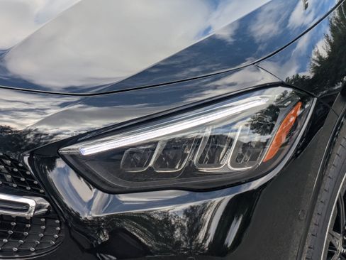 New 2026 Mercedes-Benz GLA 250 4MATIC image 9