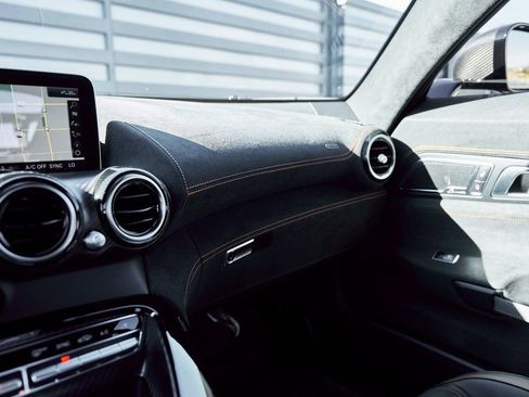 Used 2021 Mercedes-Benz AMG GT Black Series image 87