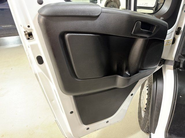 Used 2025 RAM ProMaster 2500 w/ Convenience Group FWD image 17