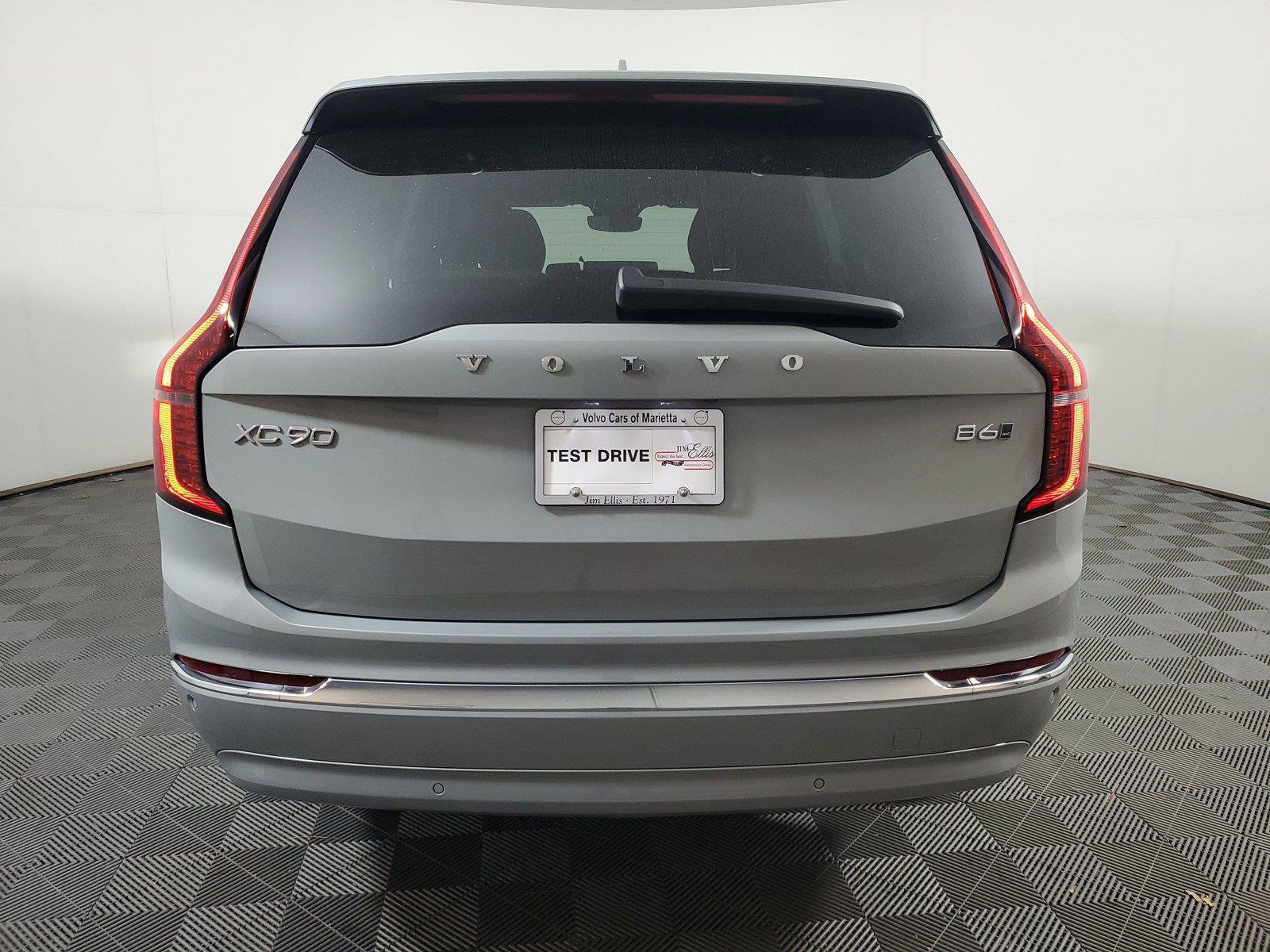 Certified 2026 Volvo XC90 B6 Plus AWD/4WD image 5