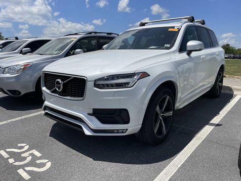 Used 2018 Volvo XC90 T5 R-Design w/ Convenience Package FWD image 2
