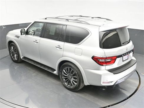 Used 2024 Nissan Armada Platinum w/ Captain's Chairs Package image 30