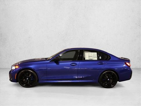 New 2026 BMW 330i xDrive Sedan w/ M Sport Package AWD/4WD image 9