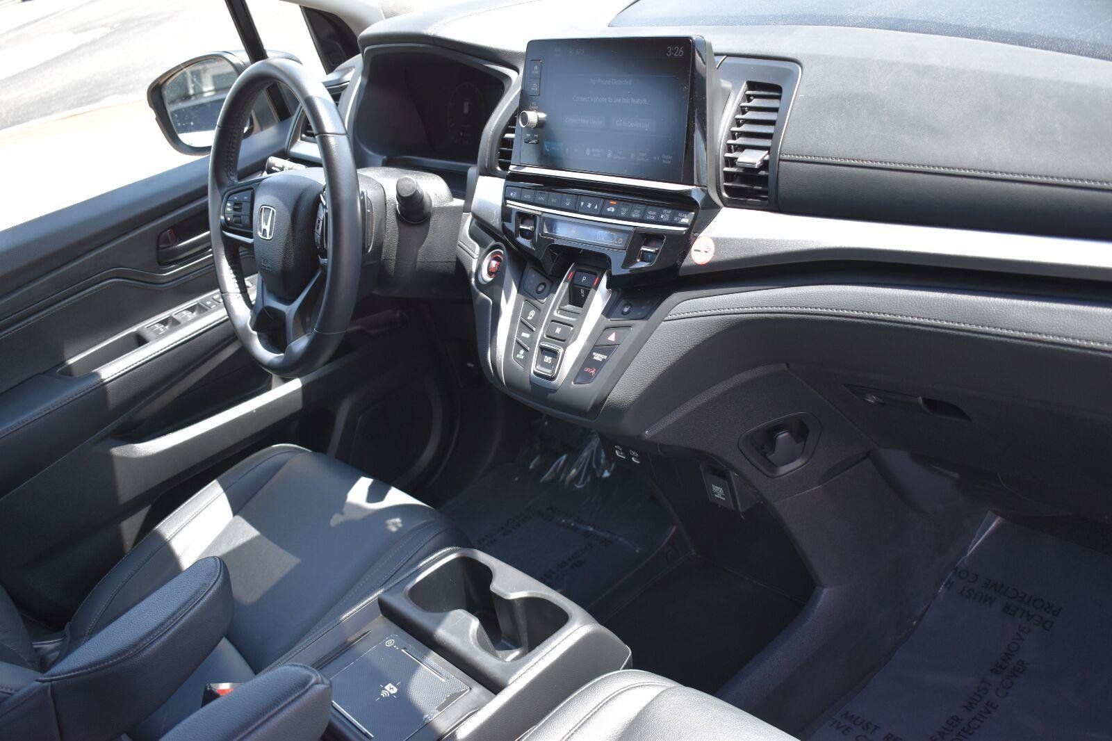 Used 2025 Honda Odyssey EX-L image 13