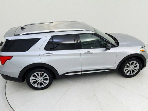 Used 2023 Ford Explorer Limited w/ Equipment Group 301A image 28