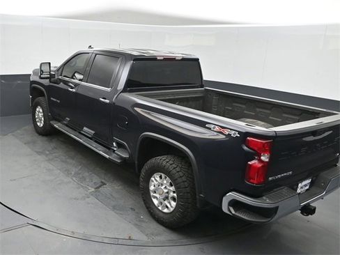 Used 2024 Chevrolet Silverado 2500 LTZ image 32