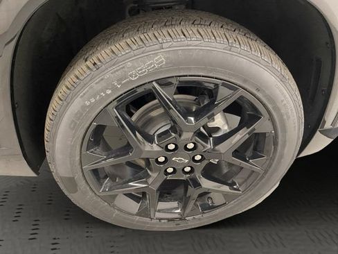 New 2026 Chevrolet Traverse RS w/ LPO, Floor Liner Package AWD/4WD image 37