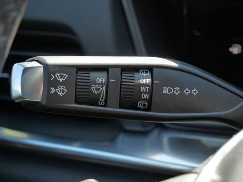 Used 2025 GMC Terrain Elevation image 47