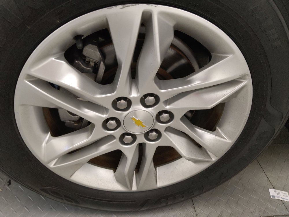 Used 2019 Chevrolet Blazer LT FWD image 31