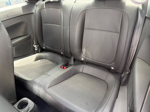 Used 2013 Volkswagen Beetle 2.5 FWD image 27