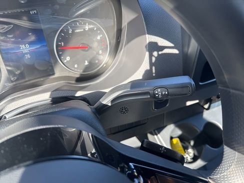 Used 2025 Mercedes-Benz Sprinter 2500 image 13