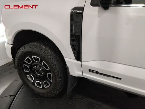 Used 2024 Ford F250 Platinum image 43
