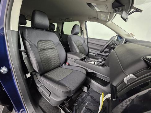 New 2025 Nissan Pathfinder SV w/ Lighting Package (N92) image 14