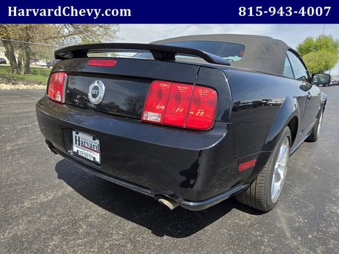 Used 2006 Ford Mustang GT RWD image 29