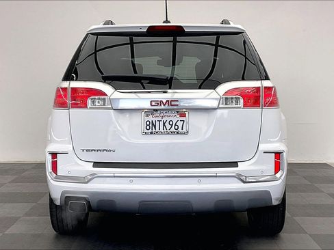 Used 2016 GMC Terrain Denali image 3