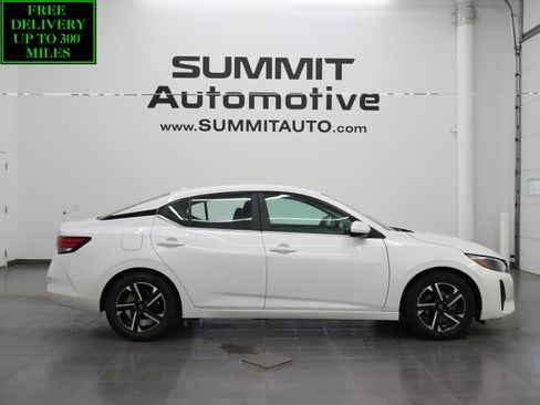 Used 2024 Nissan Sentra SV FWD image 1