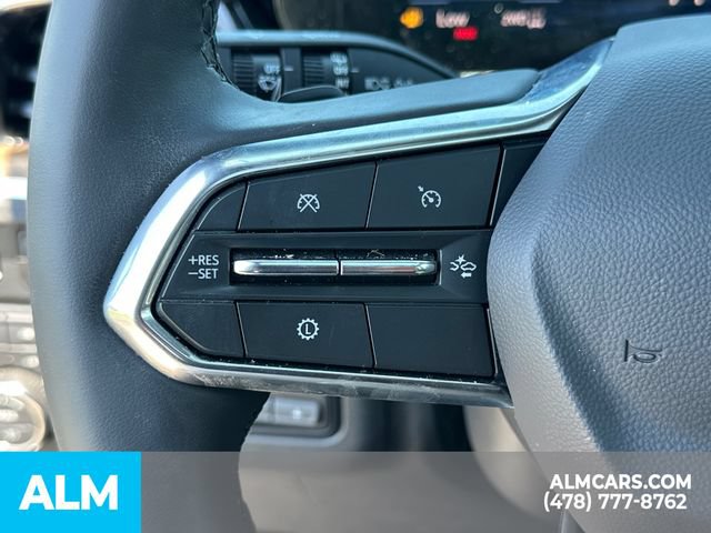 Used 2025 Chevrolet Suburban High Country AWD/4WD image 31