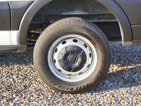 Used 2020 Ford Transit 250 Low Roof image 11