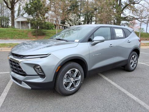 New 2026 Chevrolet Blazer LT FWD image 1