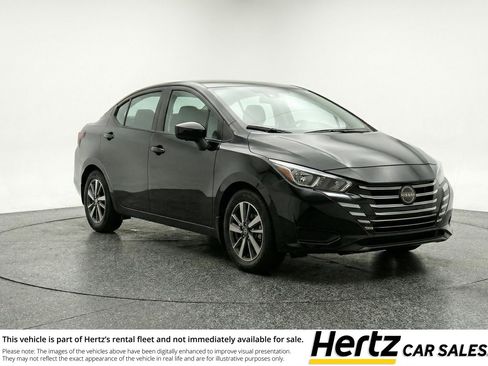 Used 2025 Nissan Versa SV FWD image 1